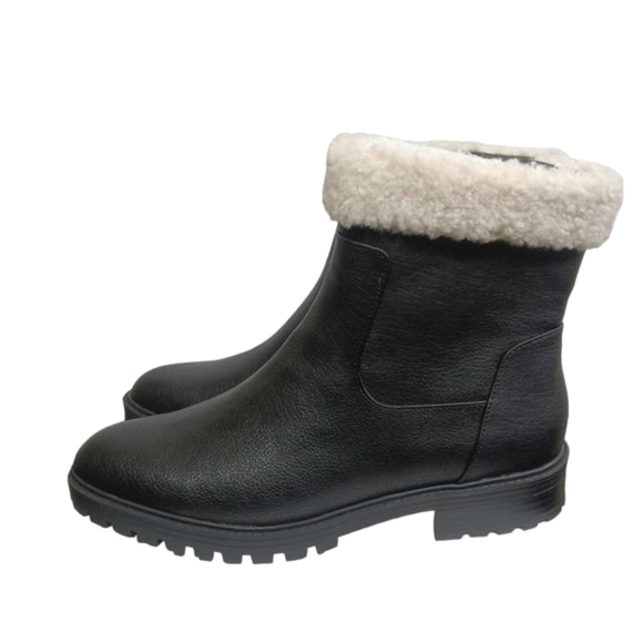 Wonderly "Hexley" Black & Off-White Booties Size 7.5(Great end of season price!) - Picture 2 of 8